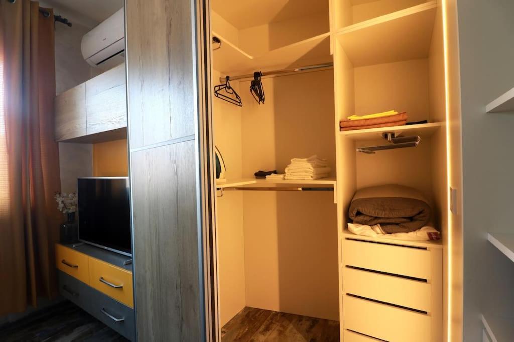 Unique Central 1 Bedroom Flat Sofia Extérieur photo